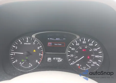 2013 Nissan Pathfinder Platinum z USA, uszkodzony, nr VIN 5N1AR2MM9DC626732